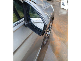 Zpětné zrcátko Volkswagen Tiguan 2019 abatible, concamara