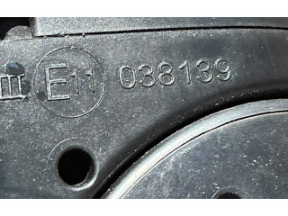 Zpětné zrcátko Nissan Qashqai 2017 E11038139