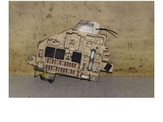 Блок предохранителей    Jeep Cherokee XJ    