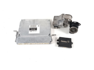 Комплект блоков управления Lexus IS III XE30