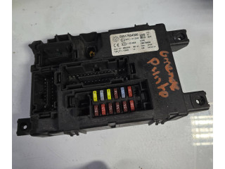 Блок предохранителей 00517954300, 28079638 Fiat Grande Punto