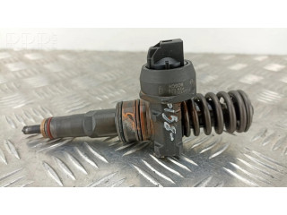 Vstřikovač 038130073AP   Volkswagen Caddy  pro benzínový motor 2.0  