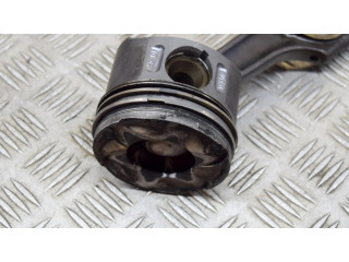 Píst A6110300320, A6110300717 Mercedes-Benz C W203 pro naftový motor 2.2 OM 611.962