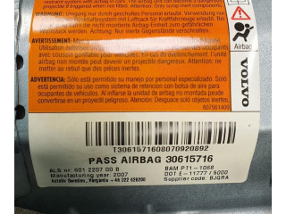 Подушка безопасности пассажира 30615716 Volvo C70