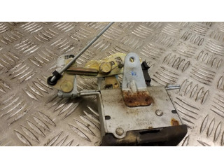 Замок задней крышки