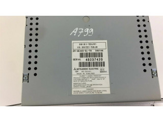 Радио/ проигрыватель CD/DVD / навигация