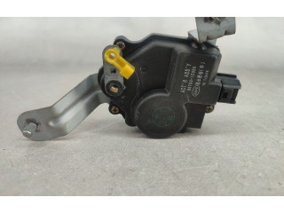 Zámek zadních dveří 957501C000 Hyundai Getz 2003