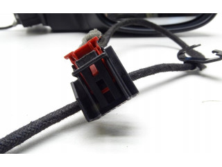 Зеркало электрическое Skoda Yeti (5L) 2009 - 2017 года