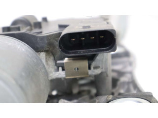 Моторчик дворников 31253518    Volvo C30