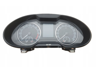 Панель приборов 5E0920781E Skoda Octavia Mk3 (5E)