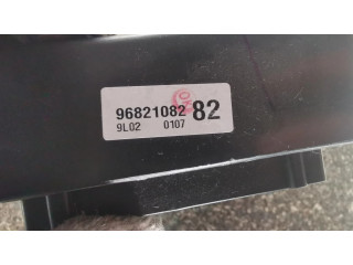 Pojistková skříňka 96821082 Chevrolet Captiva 2008