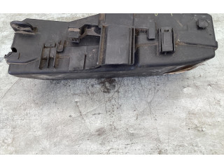 Блок предохранителей 9494210 Volvo V70