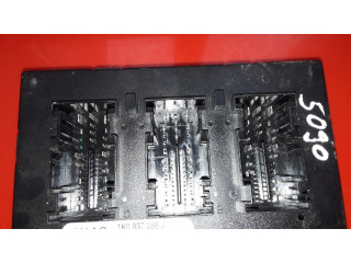 Блок комфорта 1K0937086J, 5DK00965606 Skoda Yeti (5L)