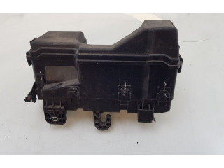 Блок предохранителей 1612190080, 821110HP00A Peugeot 108