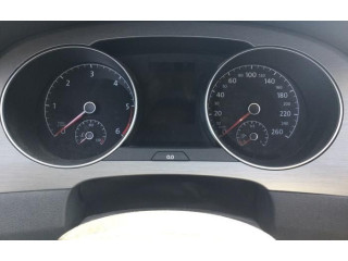 Панель приборов O203688, 517920741B   Volkswagen Golf Sportsvan       