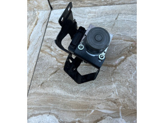 Блок АБС 6700352860, 2265106539 Maserati Levante 2017 - года