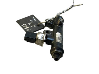 Магистральная трубка топлива       Peugeot 607   -  года   