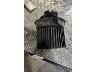 Вентилятор печки    272101005R   Renault Clio IV