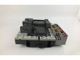 Блок предохранителей 30679527 Volvo XC90