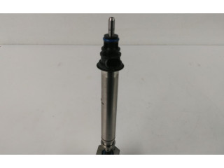 Vstřikovač Mercedes-Benz GLA W156 M133.980