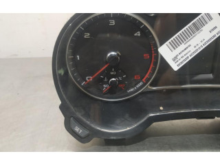 Панель приборов    Audi A1       