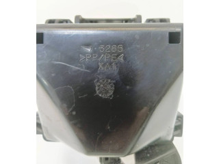 Блок предохранителей 3285 Lexus LS 430