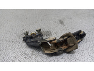 Zámek zadních dveří 2K0843336A Volkswagen Caddy 2005