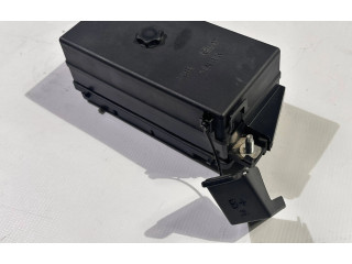 Pojistková skříňka 15329394 Chevrolet Corvette C5 2000