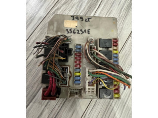 Блок предохранителей  356231e   Renault Clio III    