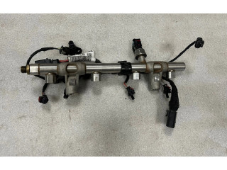 Топливная рампа 06L133317E, 06L971627AB   Audi A3 S3 8V  