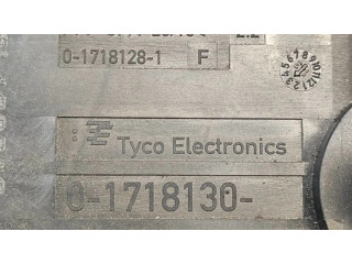   Pojistková skříňka 1K0937820B, 5K0937123A   Volkswagen Caddy 2015