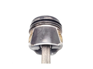 Поршень с шатуном CLHA CLHA Skoda Octavia Mk3 (5E)