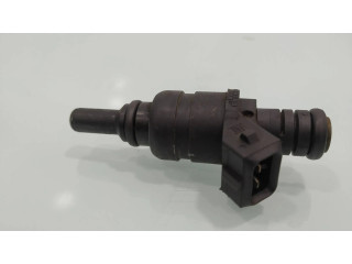 Форсунка 1427240    BMW X3 E83 для бензинового двигателя  2.2