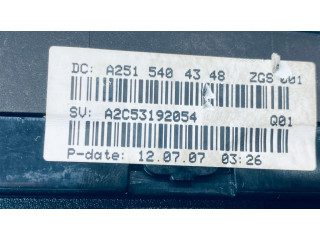 Přístrojová deska Mercedes-Benz R W251 2008 A2515404348