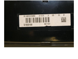 Панель приборов 51953199   Fiat 500L       