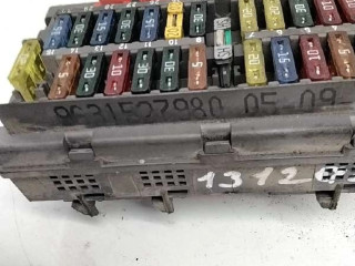 Pojistková skříňka Řídící jednotka BSM 9631527980 Fiat Scudo 2001