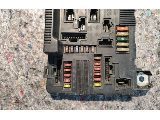 Блок предохранителей 8200306032A, S118399200D   Renault Scenic II -  Grand scenic II    