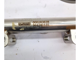 Топливная рампа 000283628, 144210335 Maserati Ghibli