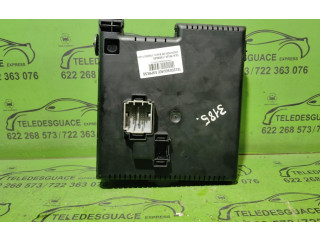 Блок предохранителей 30728512   Volvo XC90    