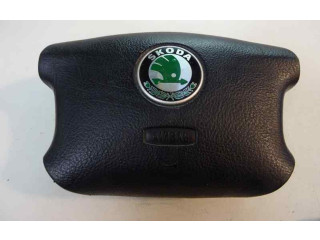 Подушка безопасности водителя 1U0880201A Skoda Octavia Mk1 (1U)