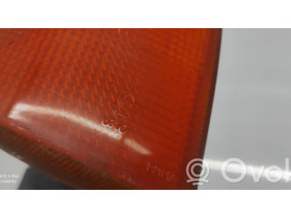 Передний поворотный фонарь