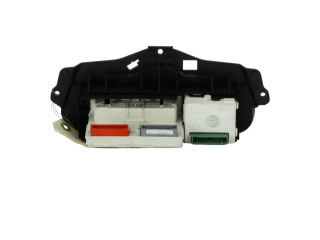 Дисплей    8200142416   Renault Scenic I