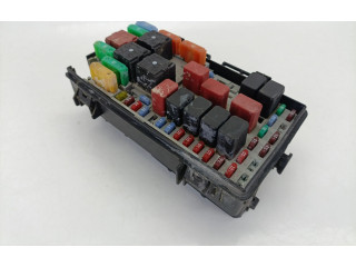 Блок предохранителей 51737884 Fiat Grande Punto