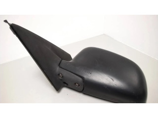 Зеркало электрическое левое Mitsubishi Colt 1992-1996 года