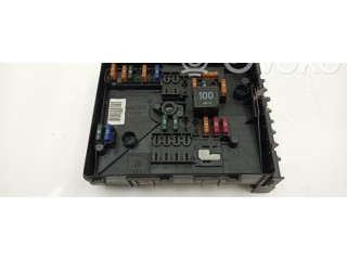 Блок предохранителей 1K0937125A   Audi A3 S3 8P    