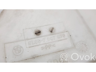 Бачок оконной жидкости    