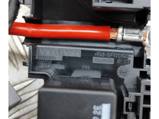 Блок предохранителей  31384034, 31676133   Volvo XC90    