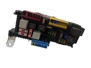 Pojistková skříňka 2049005003, 5DK01102241 Mercedes-Benz C W204 2012