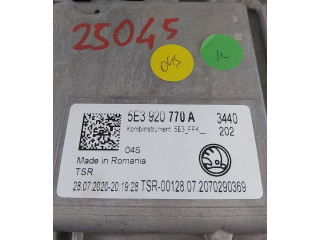 Панель приборов 5E3920770A, 5E3920770A Skoda Octavia Mk4