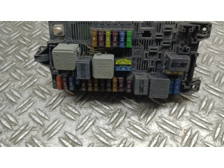 Pojistková skříňka 2115453801 Mercedes-Benz E W211 2005